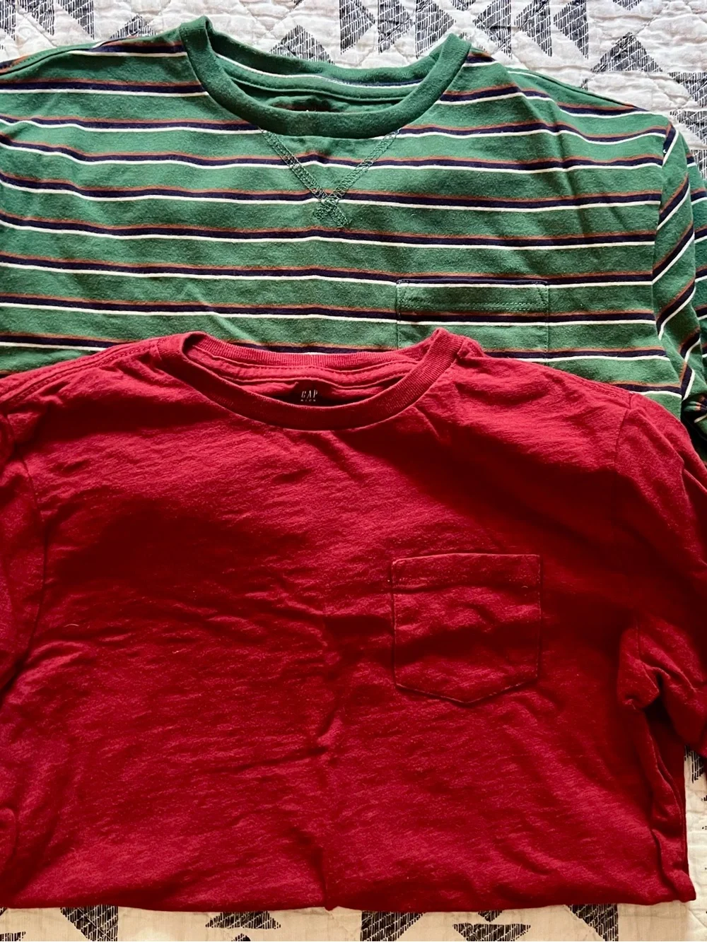 Bundle of 8 boys L long sleeve tees, Gap and Old Navy, excellent condition